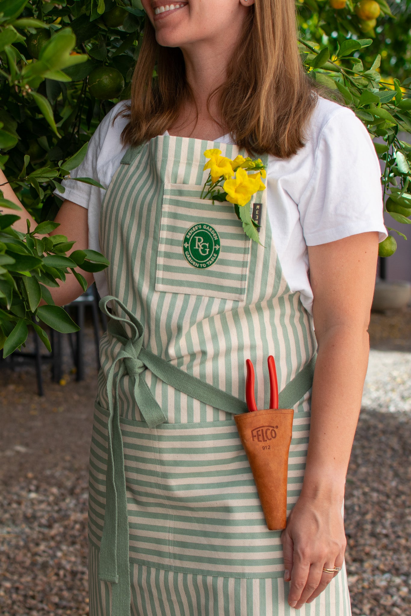 Renee's Garden to Table Apron