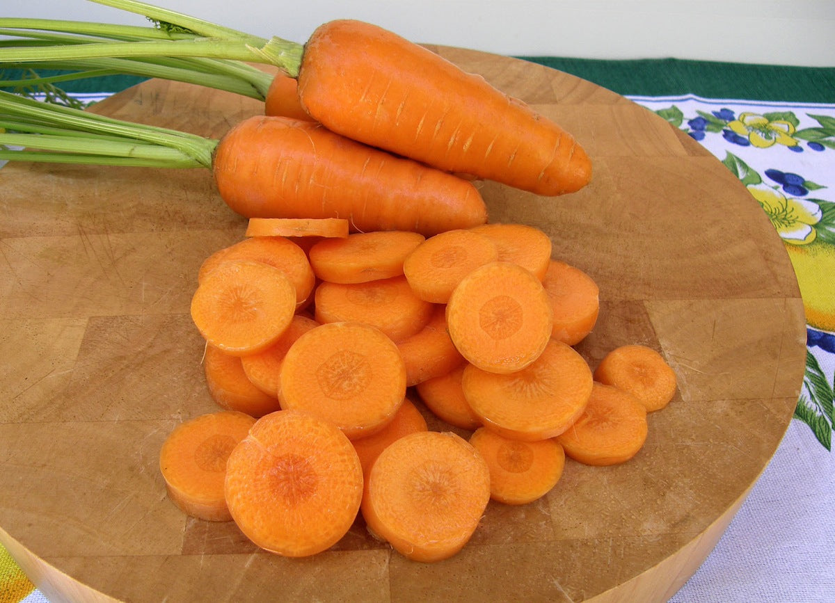 Chantenay Carrots - Short Stuff Organic